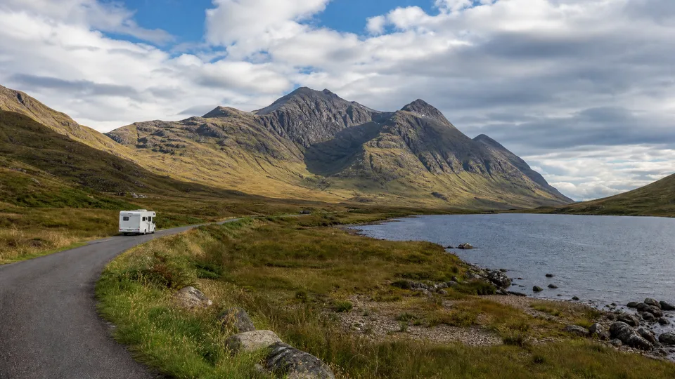 RV rental pickup in Glasgow, United Kingdom